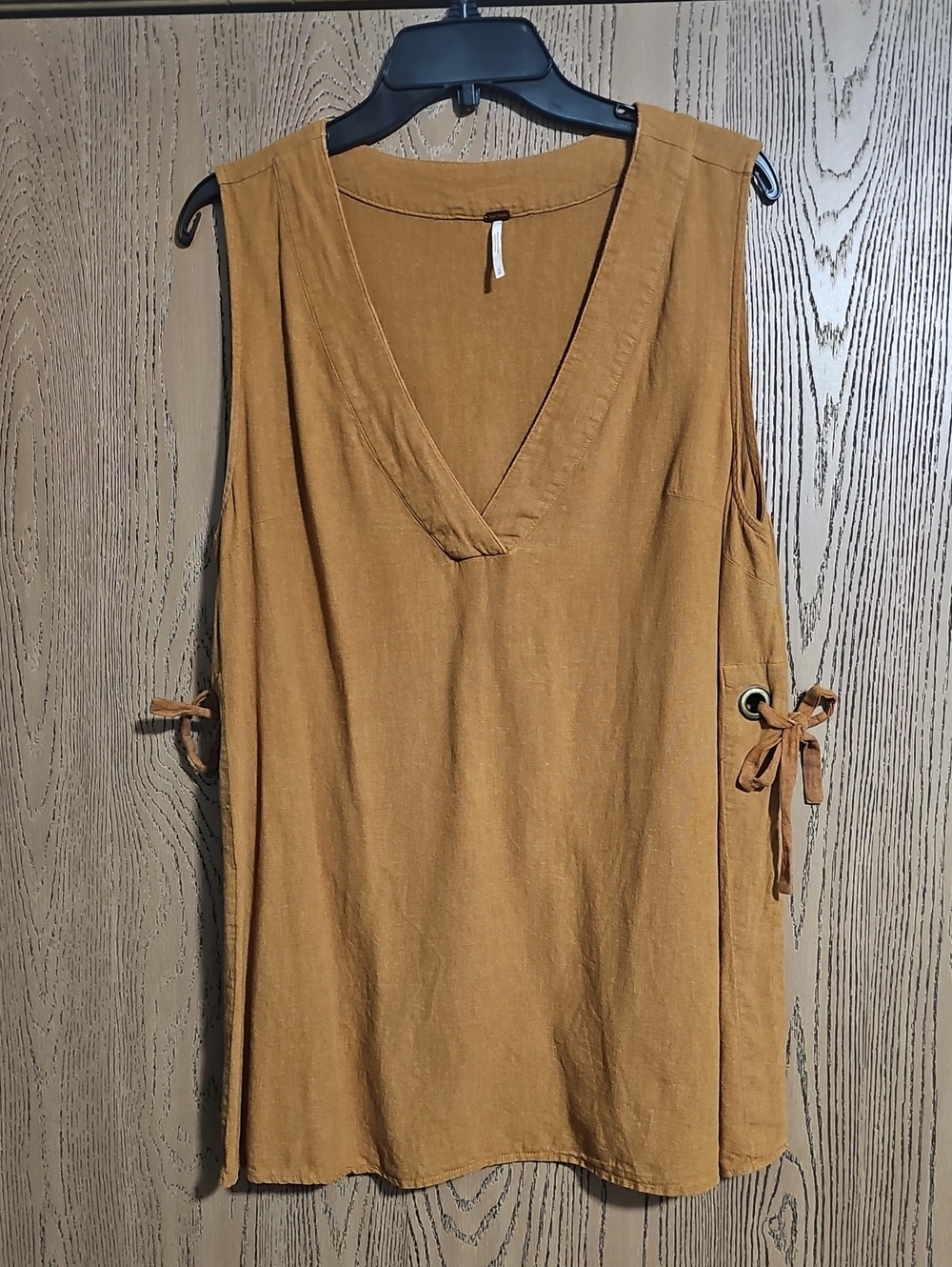 Free People Sleeveless V-Neck Side-Tie Women's Top — Rust Color